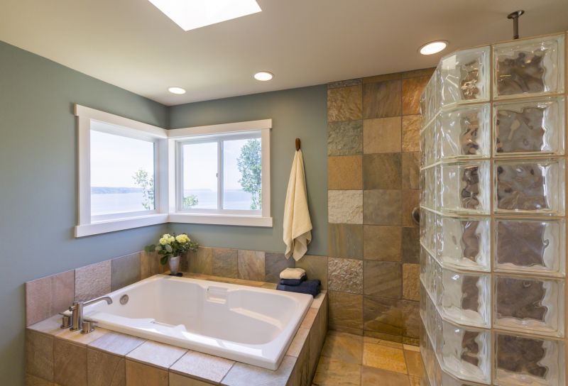 Top Bathtub Installation Companies in Bloomingdale, IL